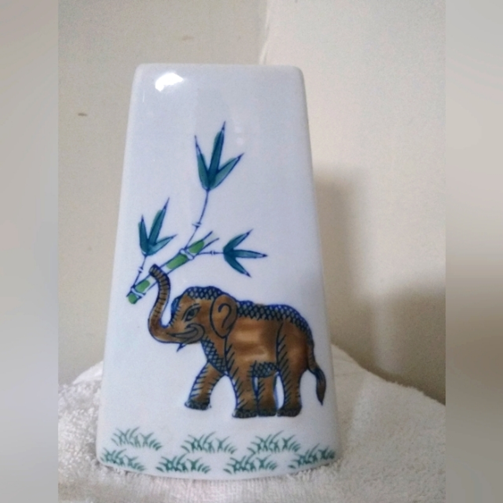 Very Unusual Triangular Glazed Ceramic 2D Elephant & Bamboo Vase, Handmade